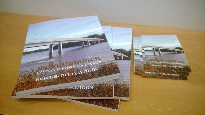 31.1. painetun kirjan painos oli myyty puoleksi loppuun ennen kirjan 20.2.2015 julkistamis- ja esittelytilaisuutta.